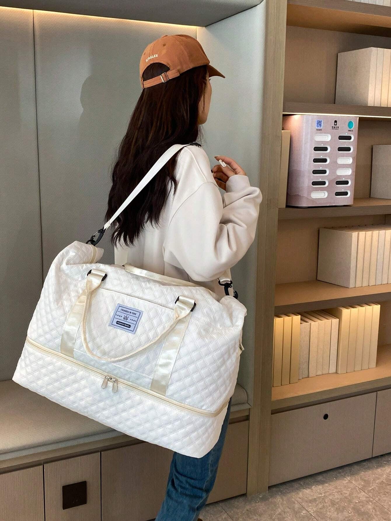 2PCS Large Capacity Travel Duffel Bag, Wet and Dry Separation Fitness Bag, Weekend Overnight Shoulder Bag, Hospital Necessary Mommy Bag, Travel Bag, Holiday Bag, Weekend Bag, Overnight Bag, with a Pull Bar Bag, with Shoe Storage, Boarding Bag, Cosmetics S